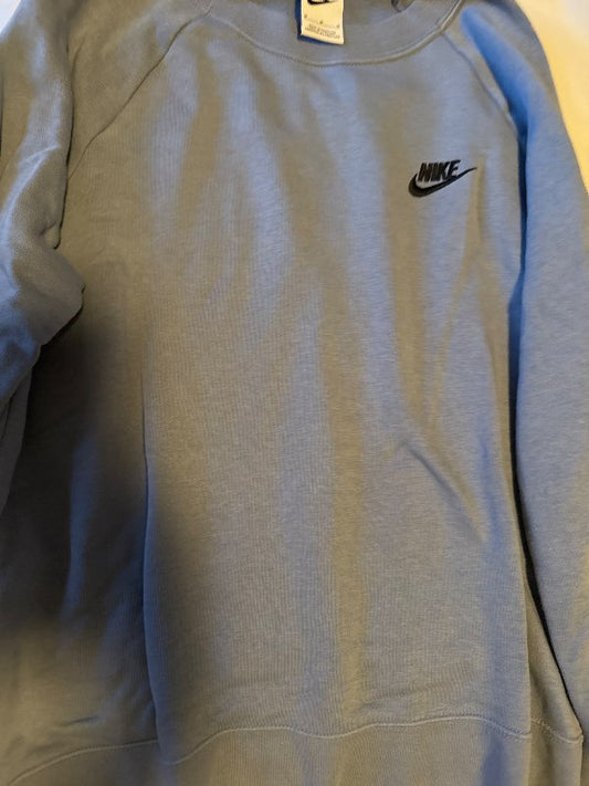 Nike peysa ljósblá