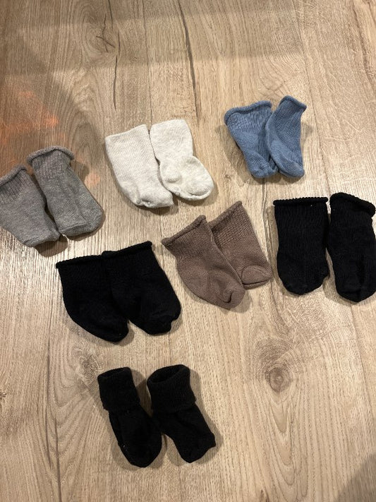 7 pör ungbarnasokkar