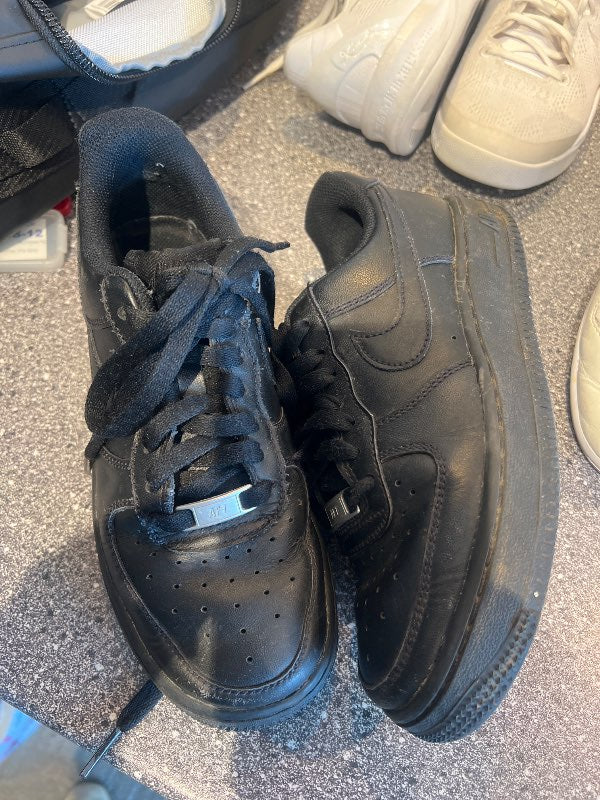 Nike svartir 36,5