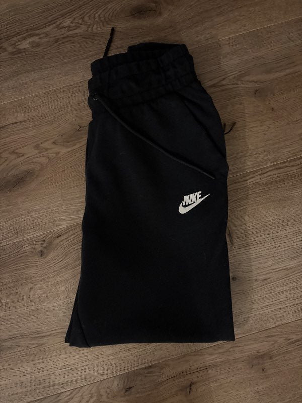 Nike jogging buxur