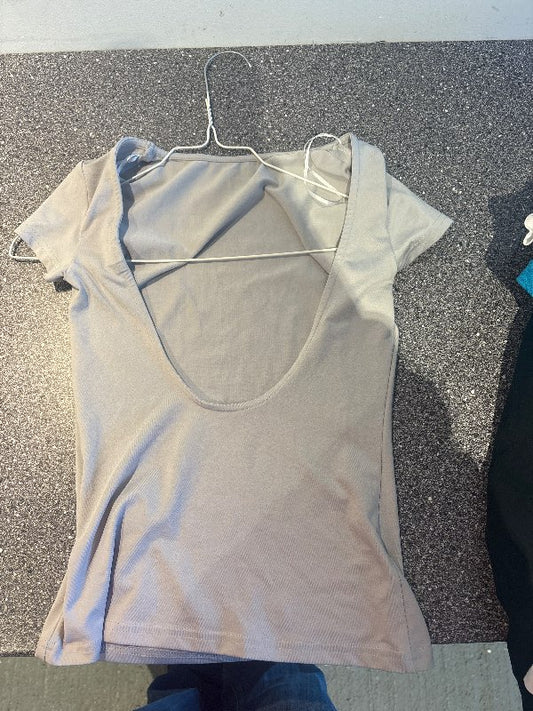 Bolur opin í bakið