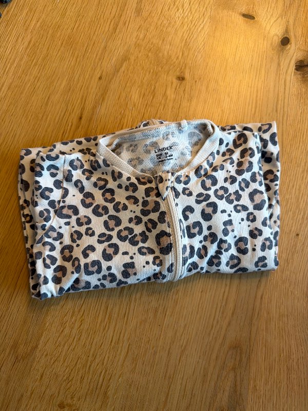 Lindex Náttgalli hlébarða