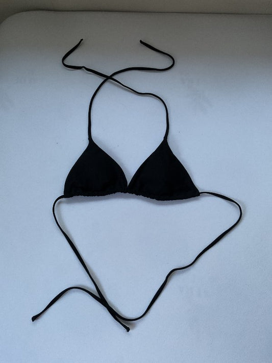 Svartur bikini toppur