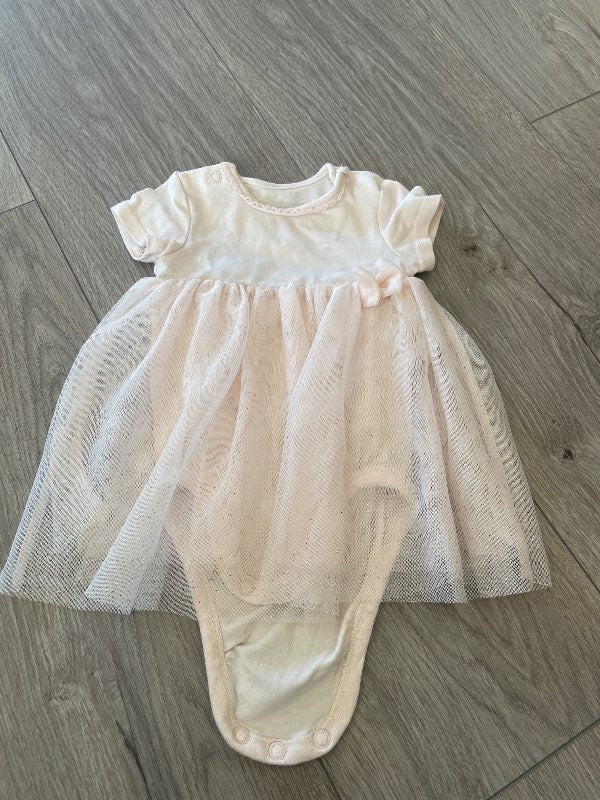 H&M stutterma kjóll