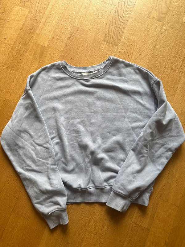 Siðerma ljósblá jogging peysa H&M