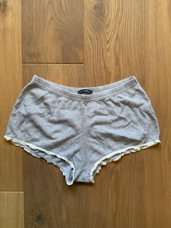 Brandy melville náttbuxur