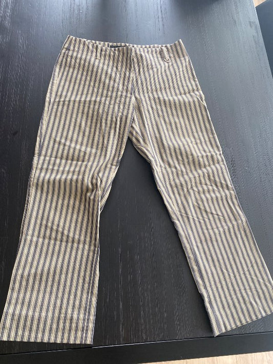 Buxur Karen Millen teinóttar