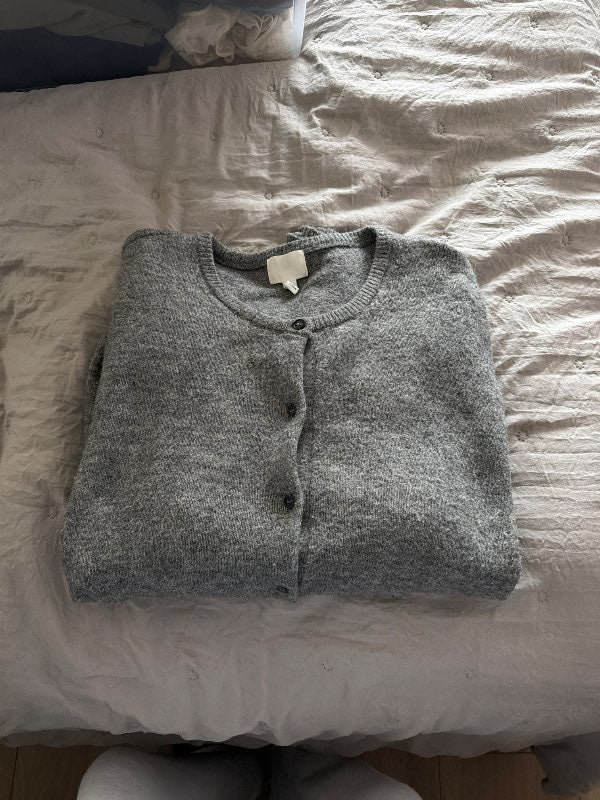 H&M peysa