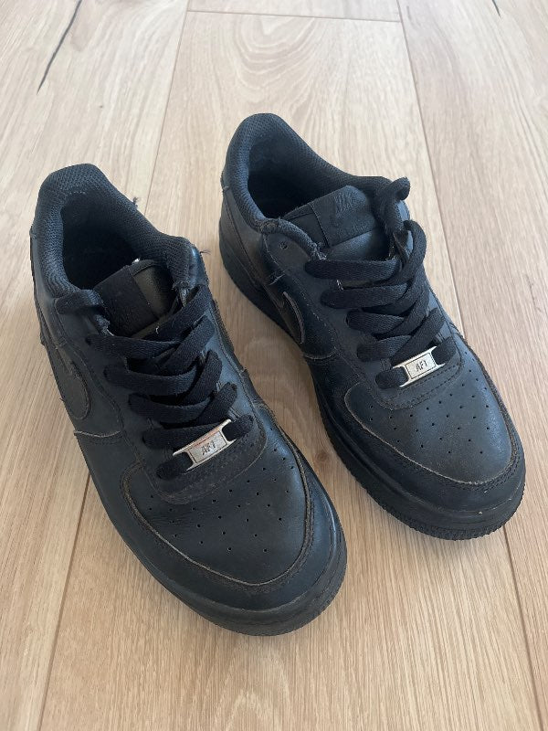 Nike skór svartir