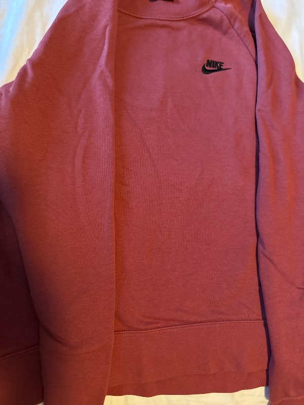 Nike peysa- vínrauð