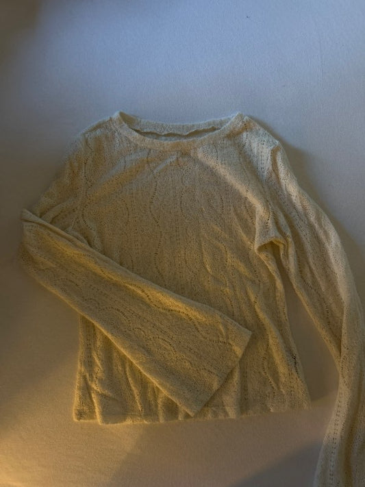 Hvítur síðerma prjónabolur