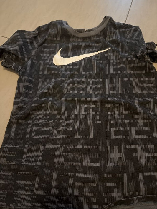 Nike bolur