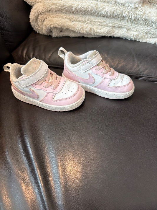 Skór Nike