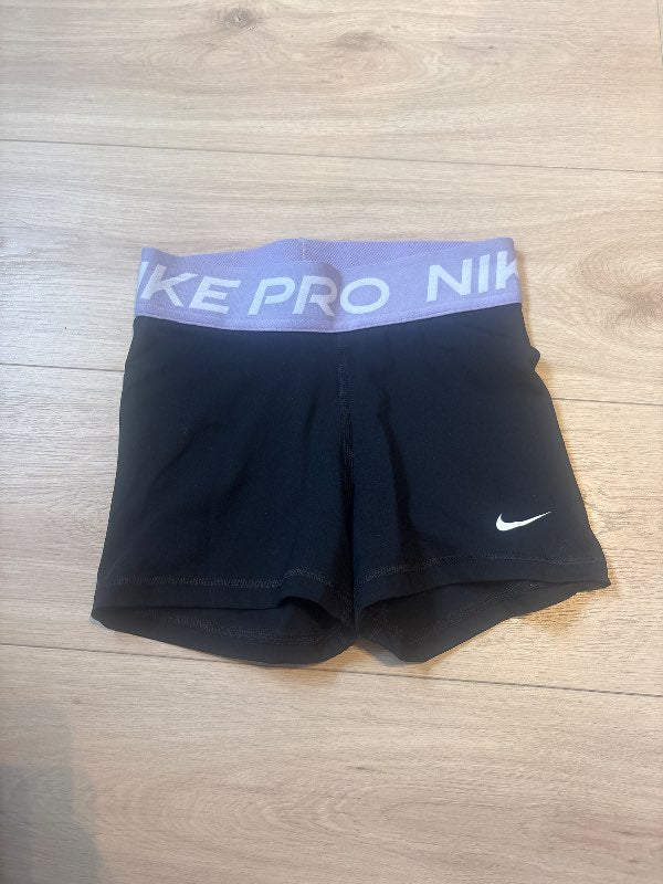 Nike pro