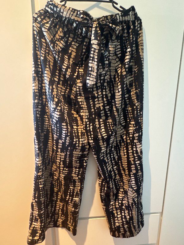 Snake trousers