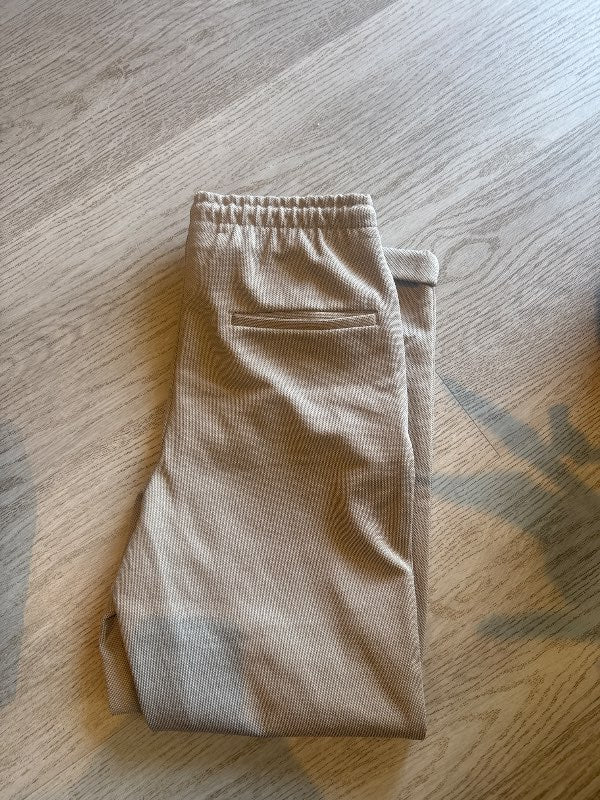 Zara ljósar buxur