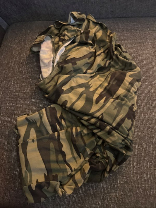 Camogrænn samfestingur