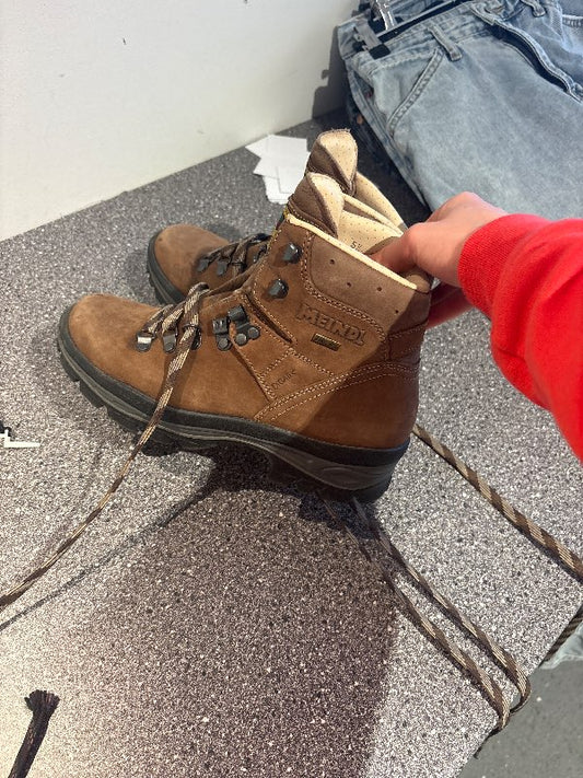 MEINDL Gönguskór brúnir-mjög vel farnir