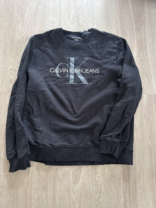 Calvin Klein svört peysa
