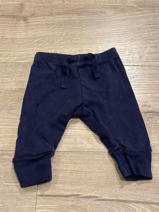 GAP dökkláar buxur