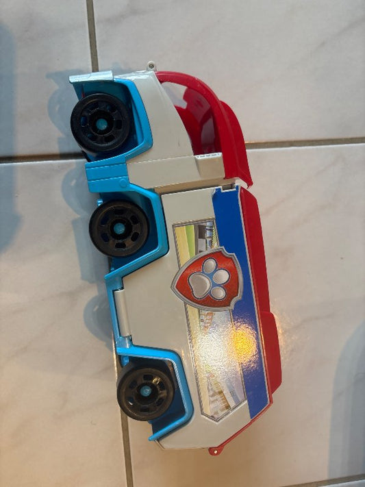 Paw Patrol bíll