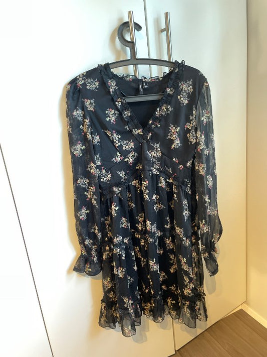 Kjóll-Vero Moda/blóma