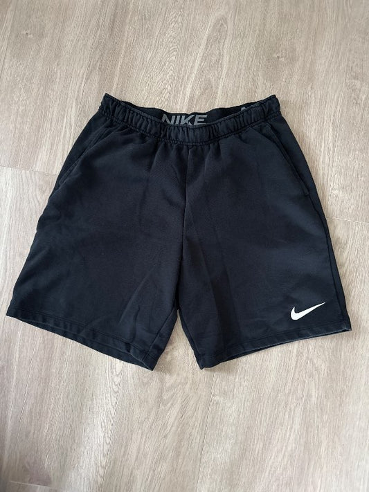 Nike stuttbuxur svartar