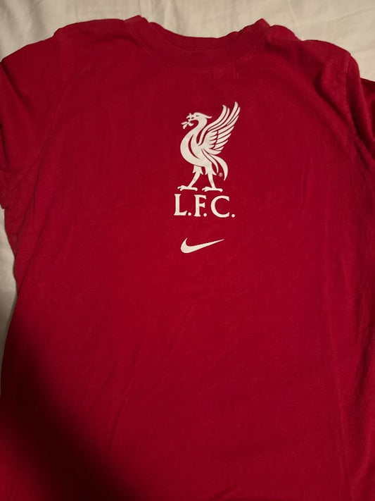 Liverpool Nike bolur