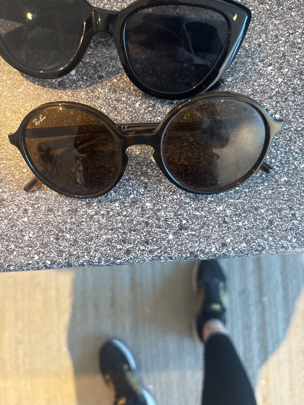 RayBan |||