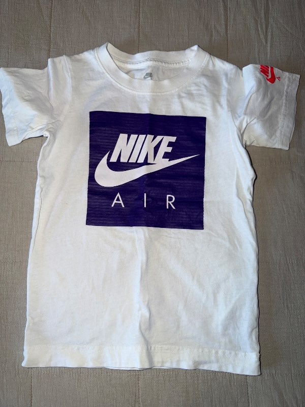 Nike bolur