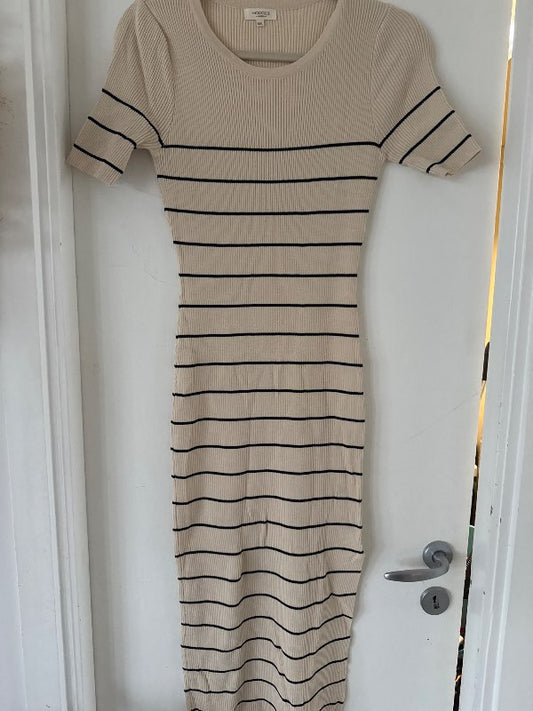 Long dress