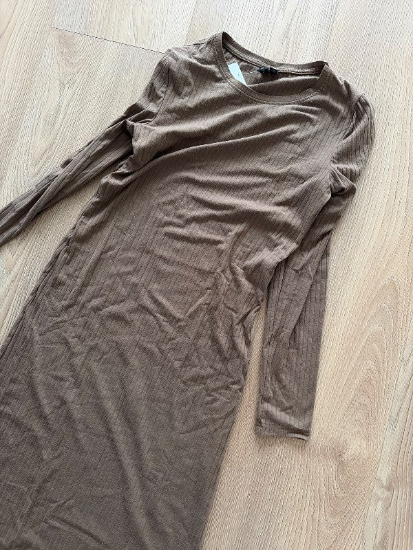 Vero Moda kjóll brúnn