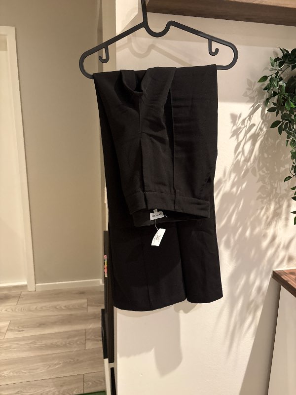 Venderbys fínar svartar buxur Lg