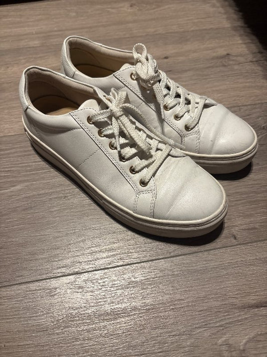 Vagabond hvítir skór G