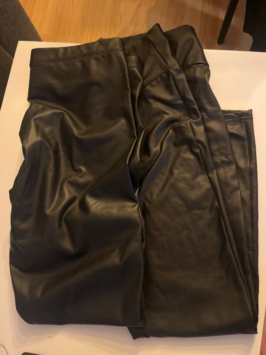 Plexleggings svartar