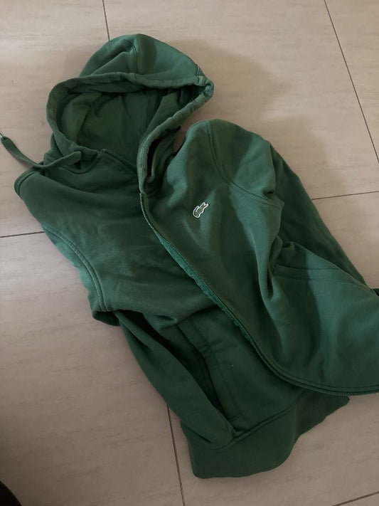 Lacoste peysa