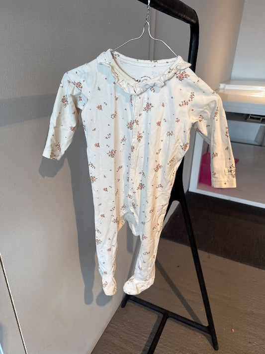 Petit Stories náttgalli