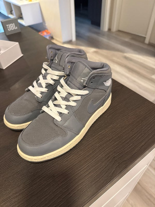 Nike air Jordan 1 mid