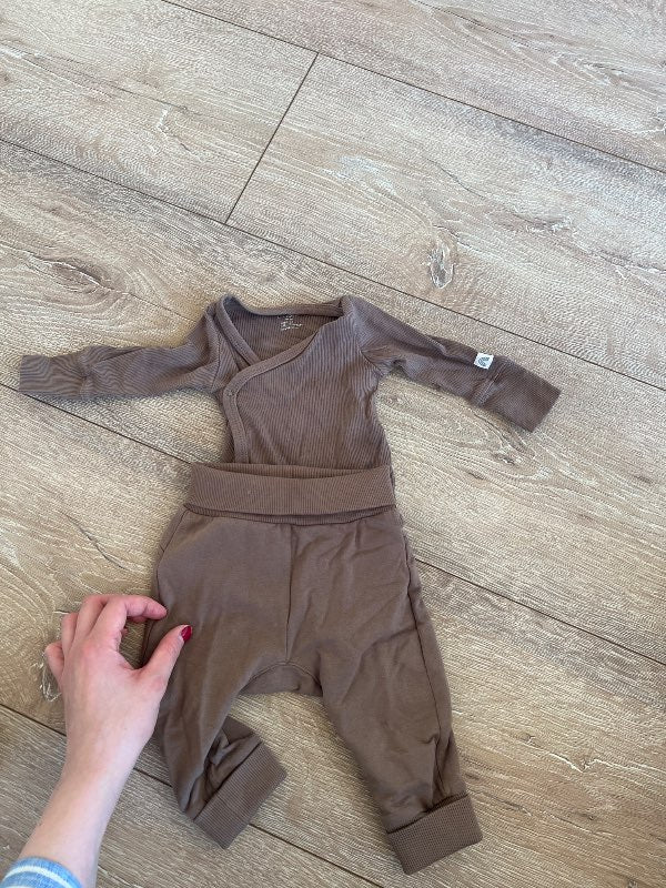 lindex sett brúnt 56