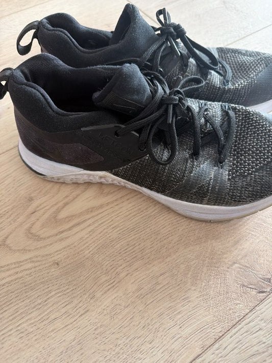 nike metcon skór