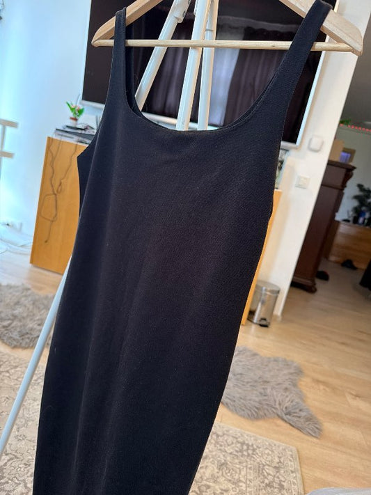 Women's clothing
