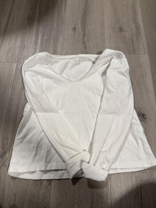 Long-sleeved blouse white