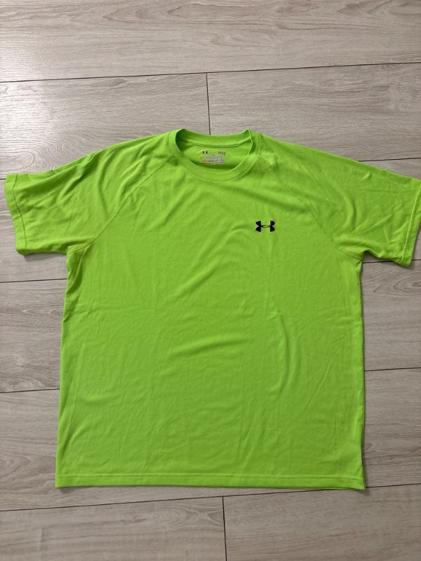 Under armour íþróttabolur