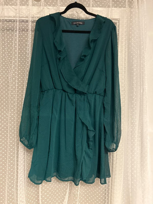 Green dress top seceret