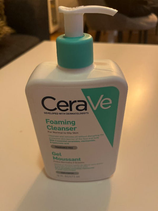 Foaming cleanser CeraVe