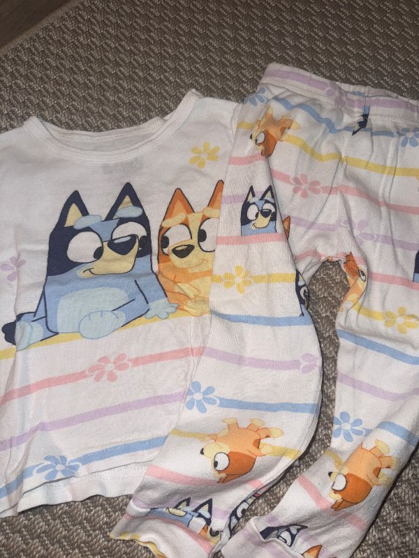 Hvít blæju náttföt