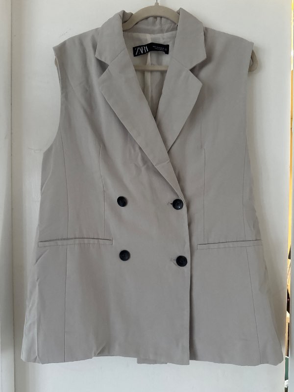 Zara vest