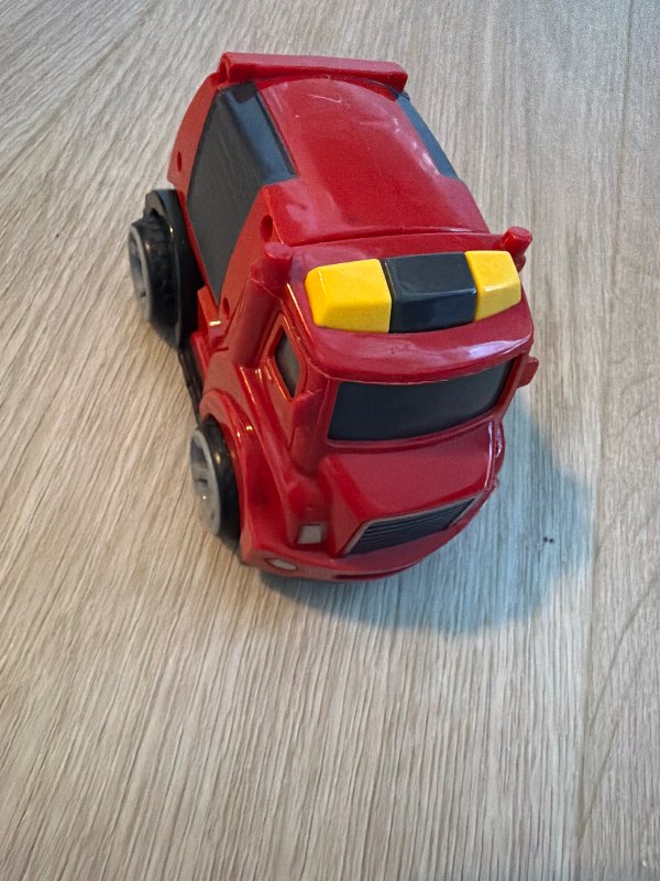 rauður bíll