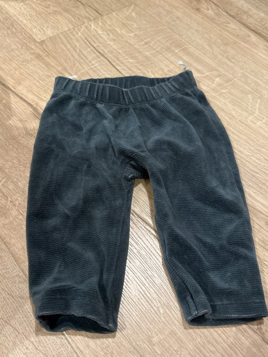 Dökkgrænar buxur