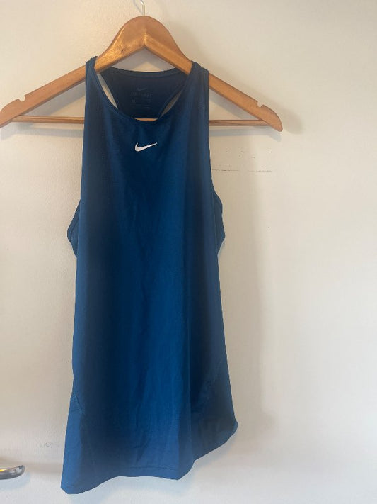 Nike bolur